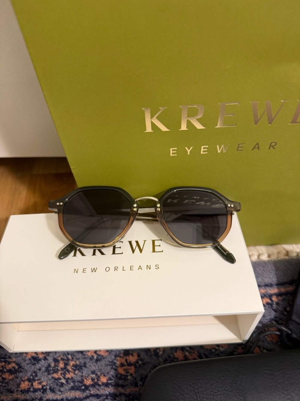 KREWE Round Gradient Brown Sunglasses with Dark Lenses